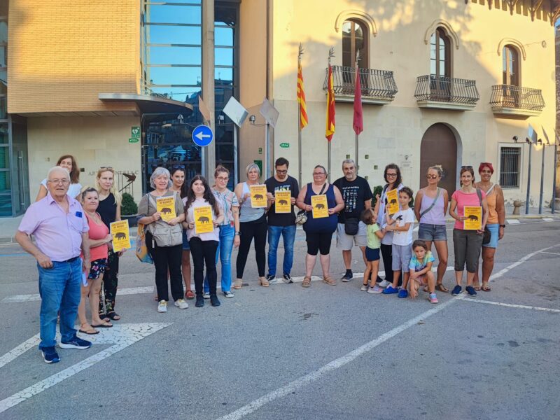 La Bustia concentracio per sacrifici Senglars Sant Esteve