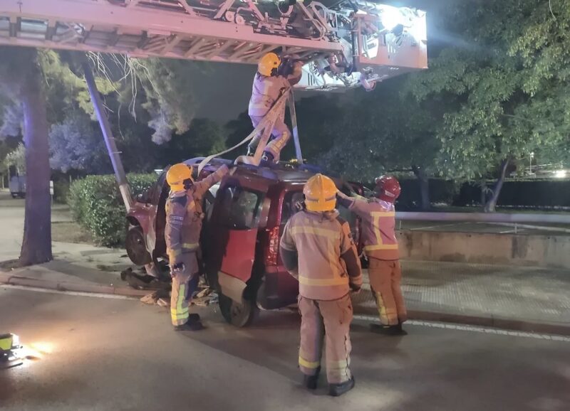 La Bustia cotxe accident fanal Martorell