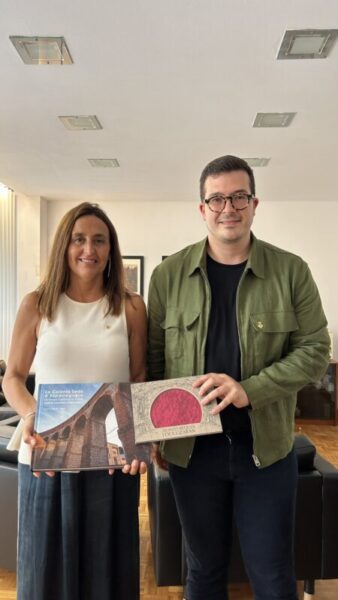 La Bustia visita Niubo Esparreguera 1