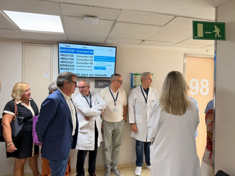 La Bustia visita Olga Pane Hospital Martorell