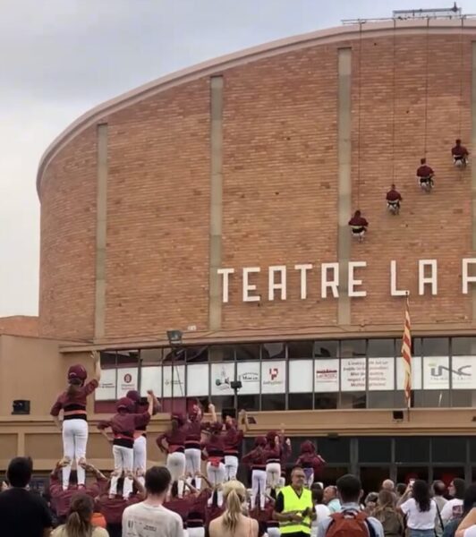 La Bustia La Palanca espectacles inaugurals Castellers Esparreguera 2025