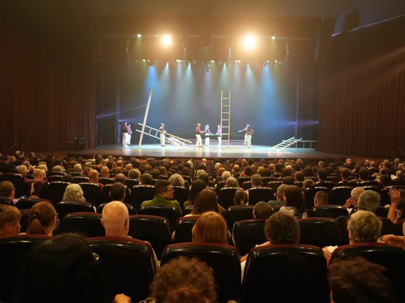 La Bustia La Palanca espectacles inaugurals Esparreguera 2025