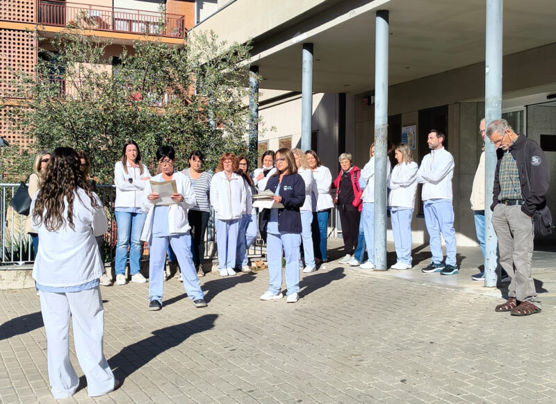 La Bustia concentracio infermeres CAP Olesa 27 octubre 2025