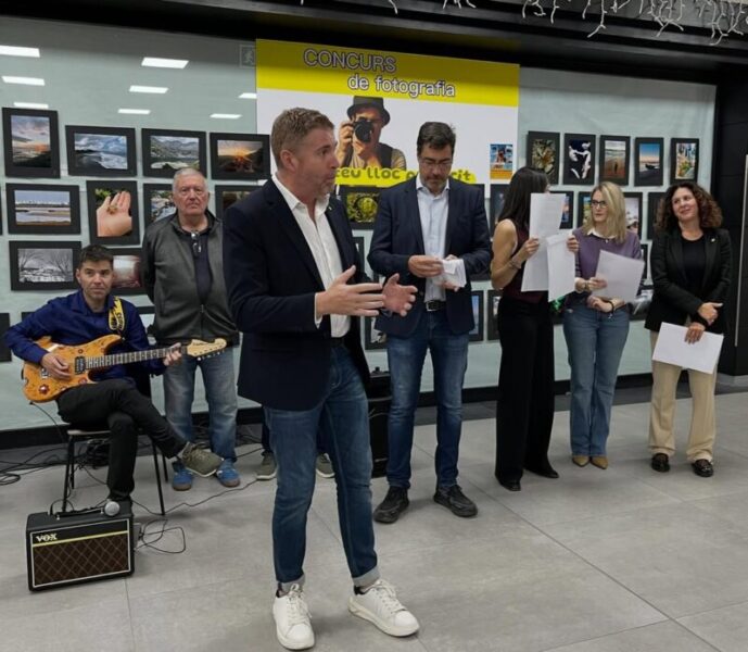 La Bustia concurs fotografic Montserrat Centre Abrera 1