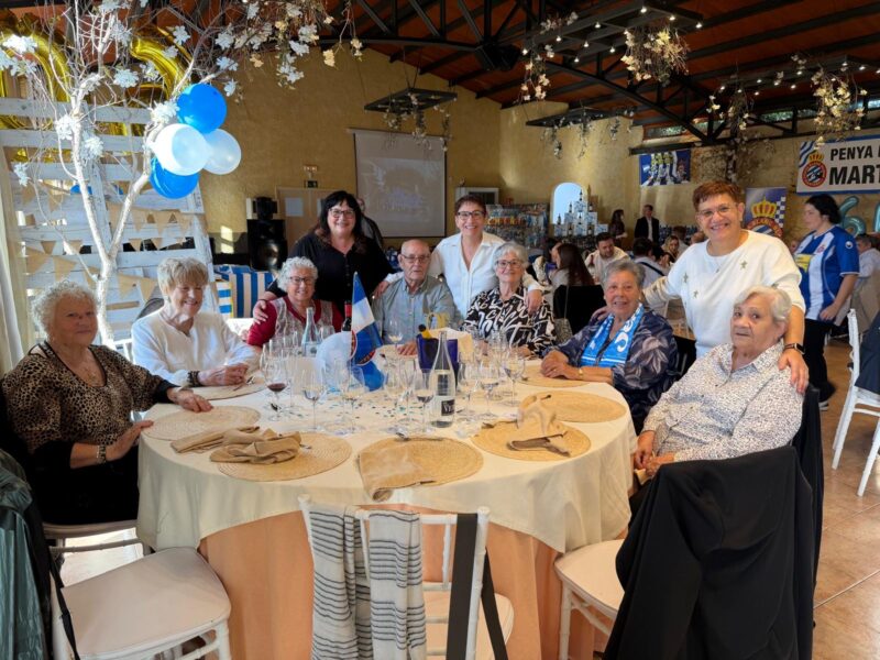 La Bustia dinar Penya Blanc i Blava Martorell 11