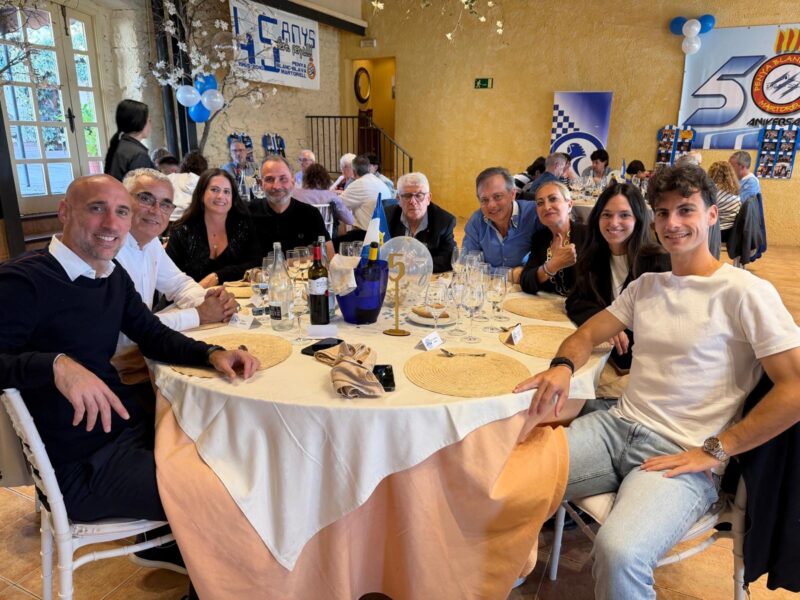 La Bustia dinar Penya Blanc i Blava Martorell 12