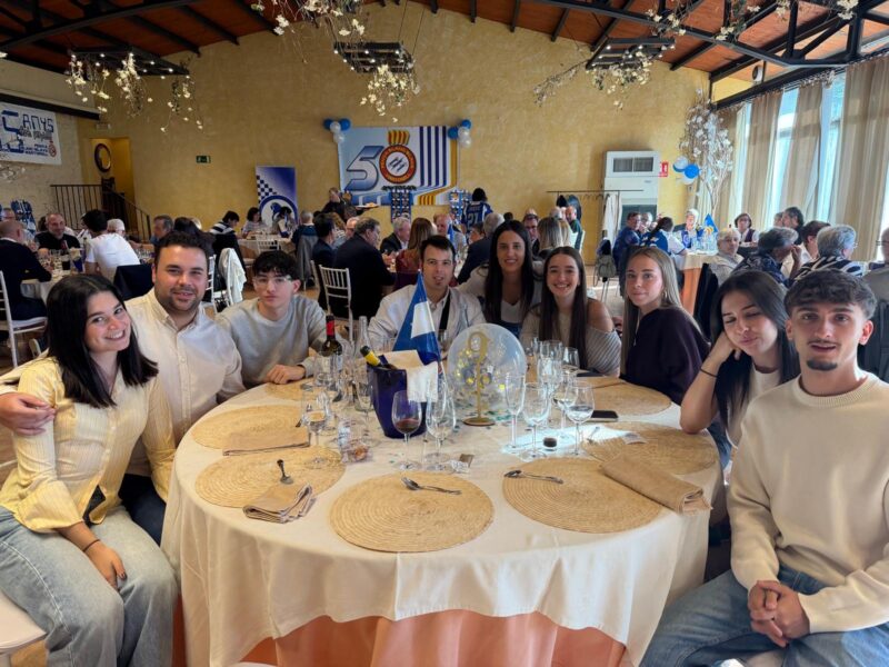 La Bustia dinar Penya Blanc i Blava Martorell 14