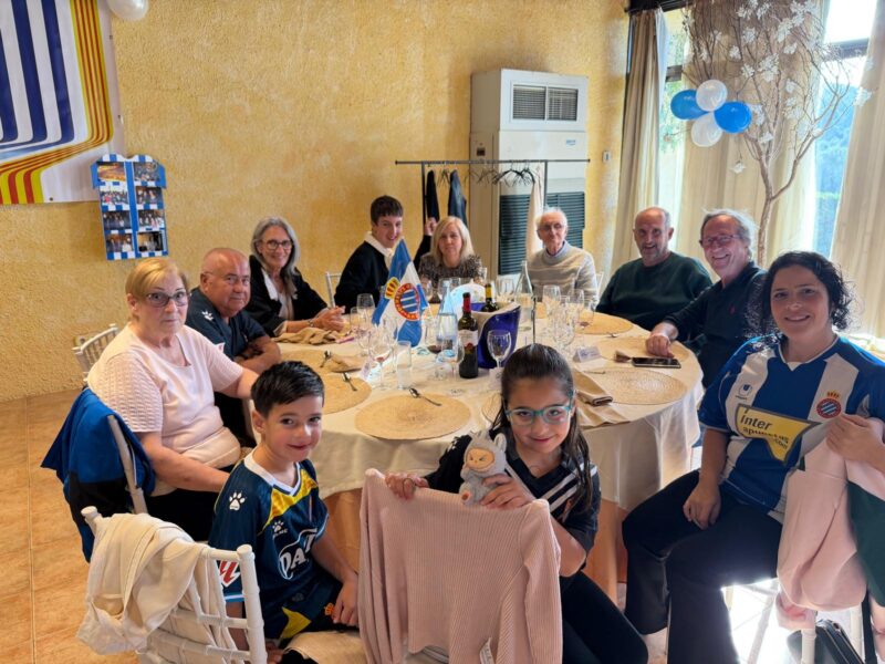 La Bustia dinar Penya Blanc i Blava Martorell 8