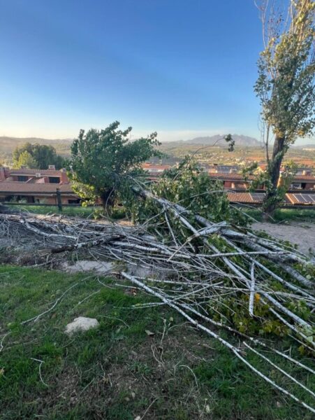 La Bustia forts vents Gelida 7