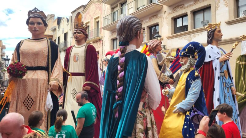 La Bustia gegants Festa del Roser musica 2025 Martorell 2