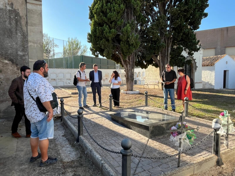 La Bustia obertura fossa comuna Cementiri Vell Abrera 6