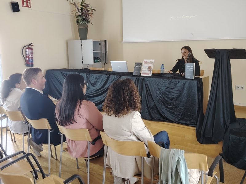 La Bustia presentacio llibre Layla Moratella Abrera 3