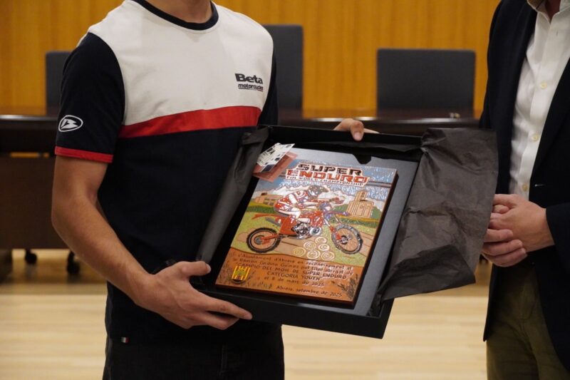 La Bustia reconeixement Ajuntament Abrera a Ramon Godino 4