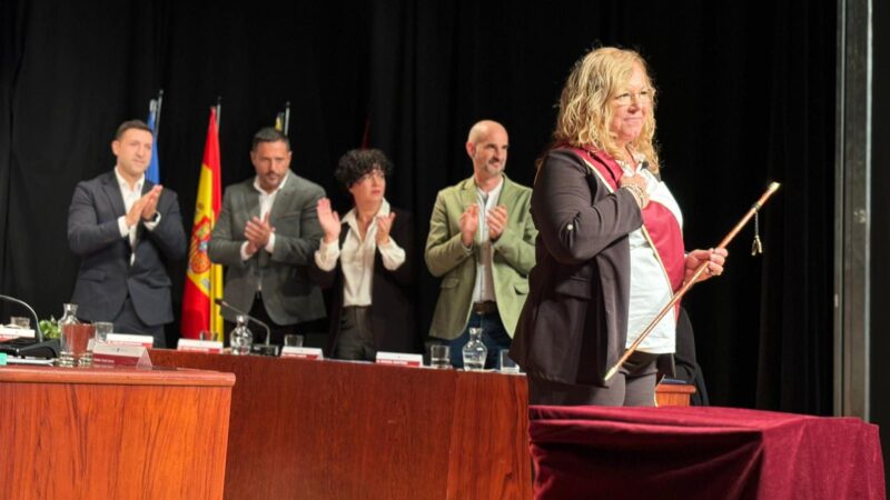 La Bustia relleu alcaldia Sant Esteve 2025 Enric Carbonell Roser Brosed foto Aj 5