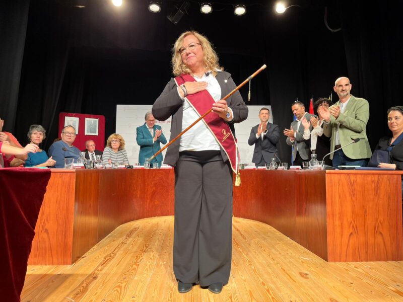 La Bustia relleu alcaldia Sant Esteve 2025 Enric Carbonell Roser Brosed foto Aj 6