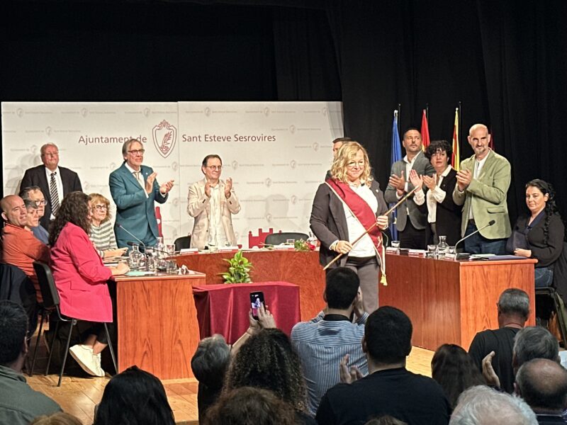 La Bustia relleu alcaldia Sant Esteve 2025 Enric Carbonell Roser Brosed foto La Bustia foto La Bustia