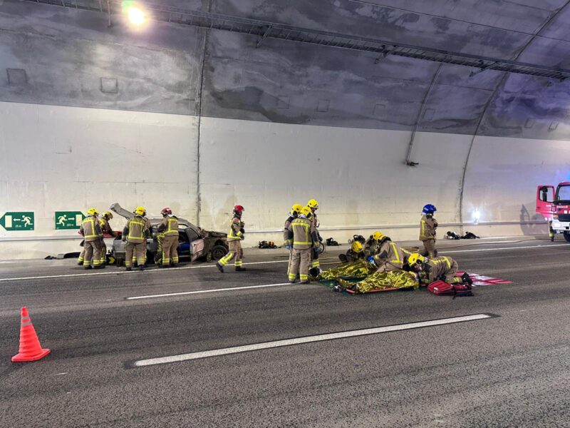 La Bustia simulacre 17 octubre 2025 accident transit tunel B40 Abrera