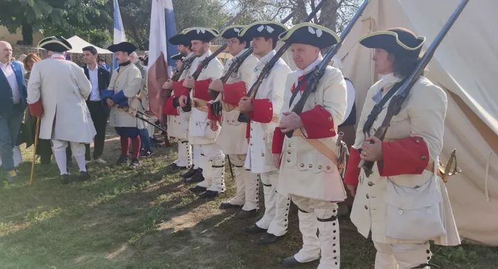 La Bustia visita institucional Festa Miquelets Olesa 2