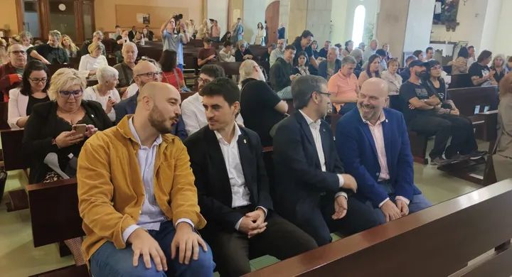 La Bustia visita institucional Festa Miquelets Olesa 3