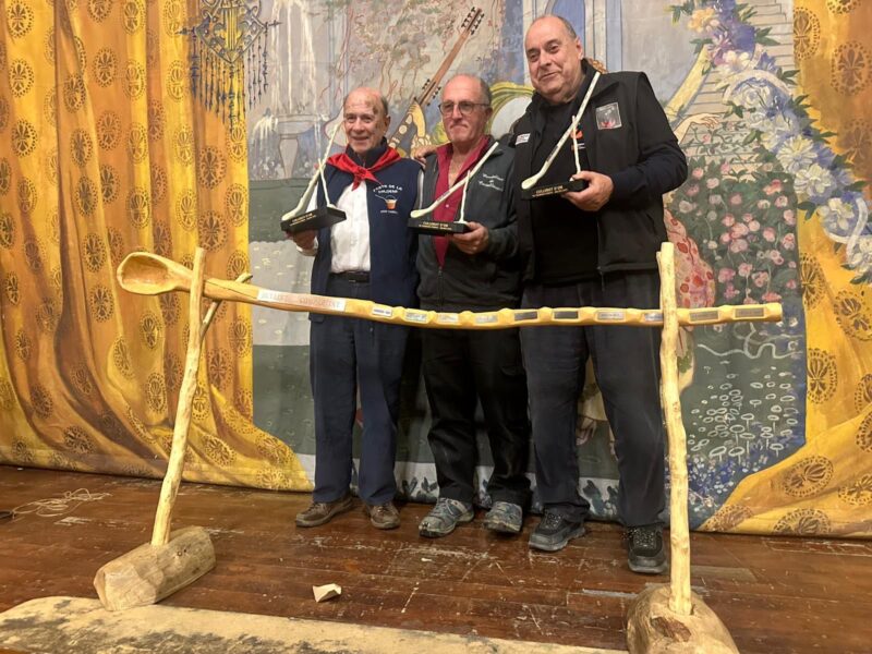 La Bustia Gelida apats historics 15