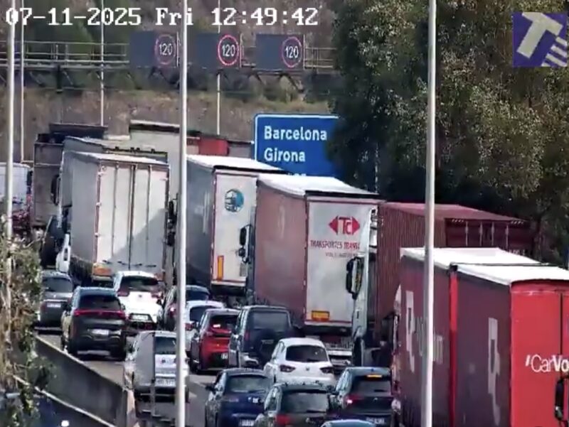 La Bustia accident i retencio AP7 Martorell