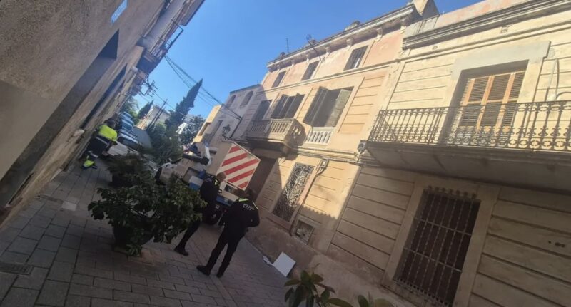 La Bustia companyia subministrament llum casa ocupada Martorell 3