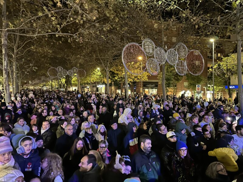 La Bustia encesa llums Nadal rambla Bobiles Martorell 2025
