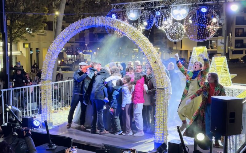 La Bustia encesa llums Nadal rambla Bobiles Martorell 2025