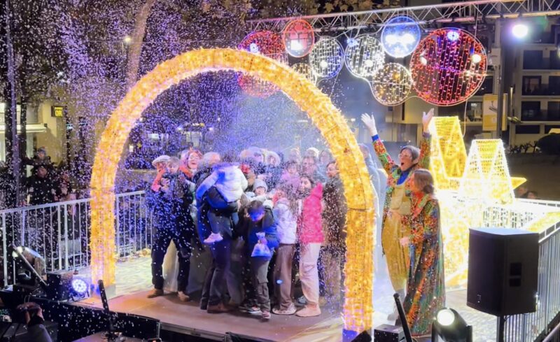 La Bustia encesa llums Nadal rambla Bobiles Martorell 2025