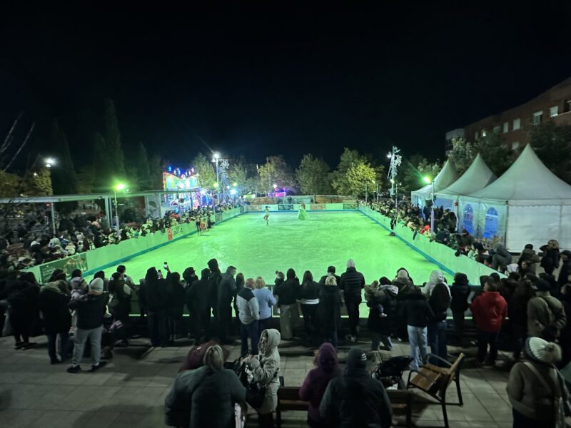 La Bustia inauguracio pista gel Nadal Martorell 2025