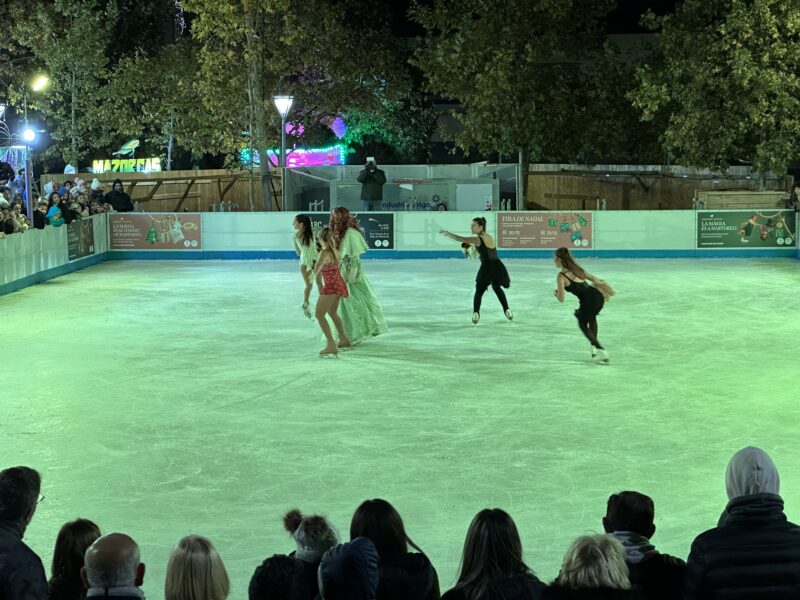 La Bustia inauguracio pista gel Nadal Martorell 2025