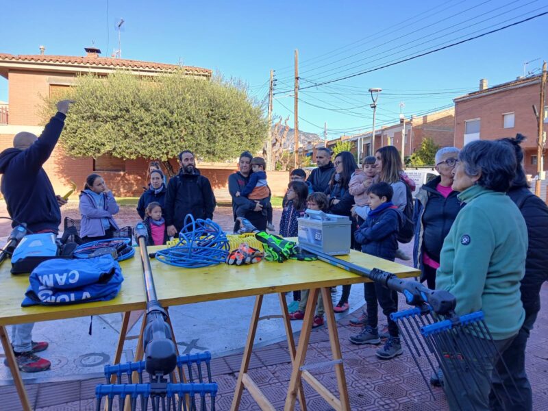 La Bustia jornada participativa oliveres Esparreguera 3