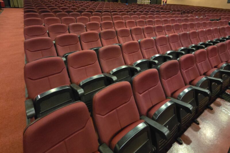 La Bustia reformes teatre La Passio Esparreguera 2