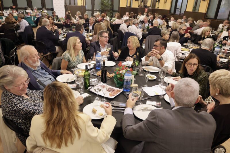 La Bustia sopar benefic contra cancer Martorell 10