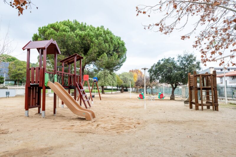 La Bustia Parcs Infantils Sant Andreu 3