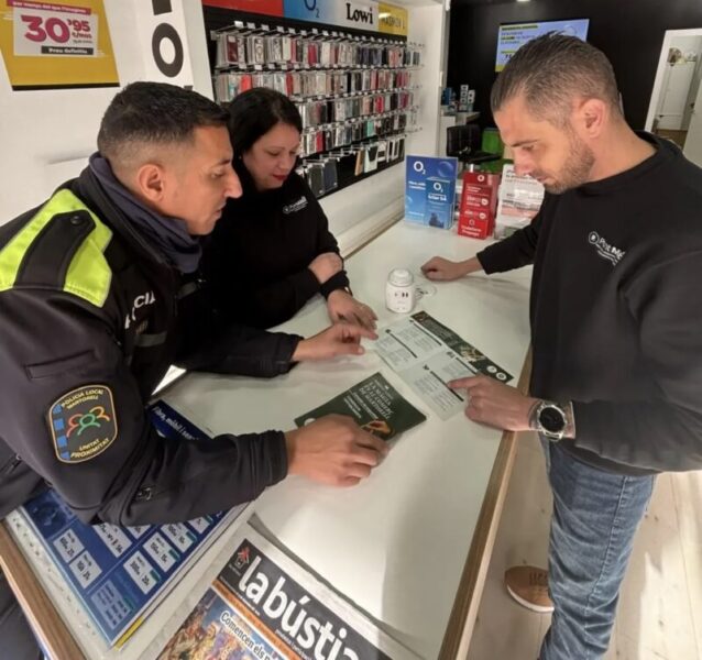 La Bustia campanya Nadal Policia Local Martorell 1