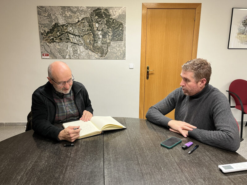 La Bustia colaboracio Ajuntament Olesa i Amical Mathausen 7