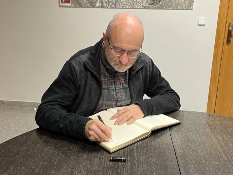 La Bustia colaboracio Ajuntament Olesa i Amical Mathausen 9