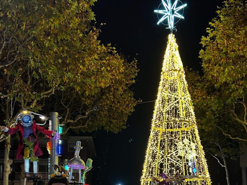 La Bustia encesa llums Nadal 2025 Sant Esteve