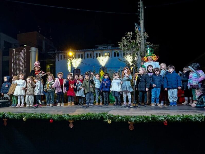 La Bustia encesa llums Nadal 2025 Sant Esteve