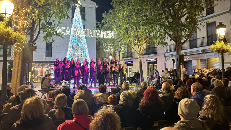 La Bustia encesa llums Nadal Esparreguera 8