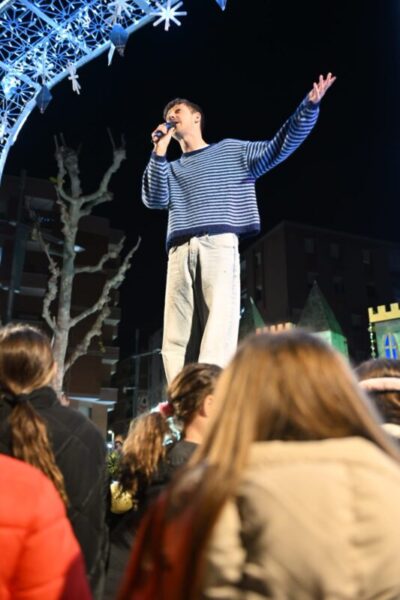 La Bustia encesa llums Nadal Sant Andreu 5