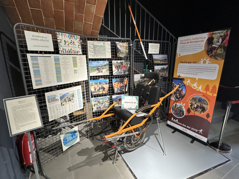 La Bustia exposicio cadira Joelette Olesa