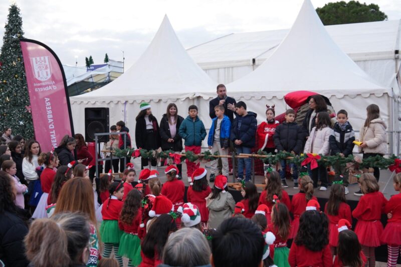 La Bustia inauguracio Parc Nadal Diverespai Togogan gegant Abrera 2025