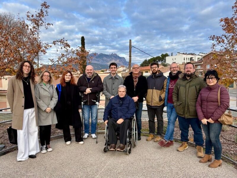 La Bustia jornada portes obertes Biblioteca Olesa 2025
