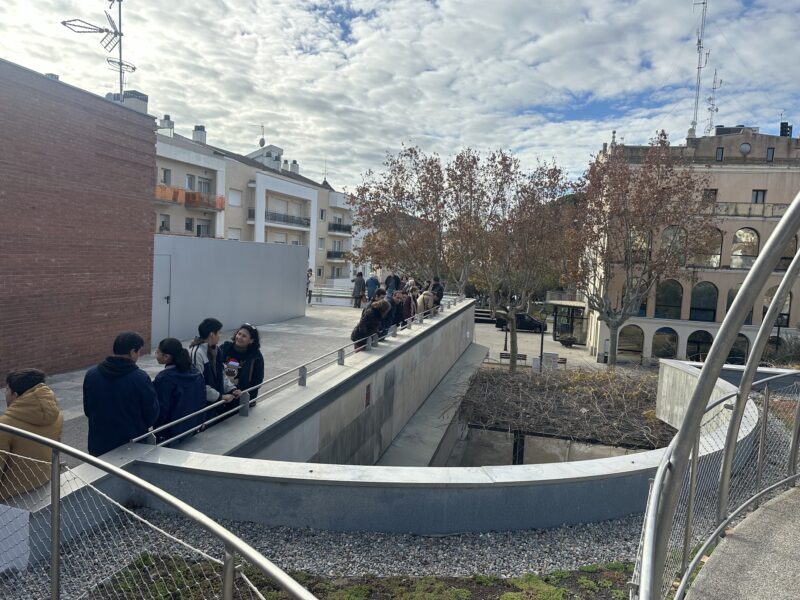 La Bustia jornada portes obertes Biblioteca Olesa 2025