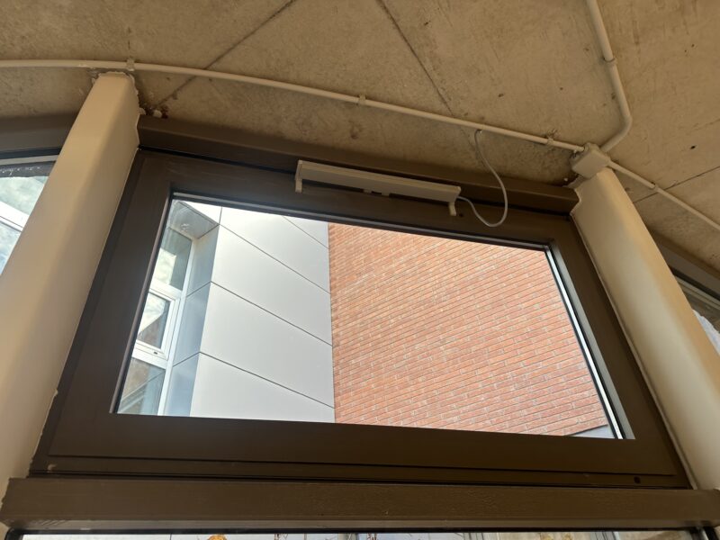 La Bustia jornada portes obertes Biblioteca Olesa 2025