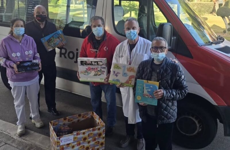 La Bustia recollida joguines Creu Roja Baix Llobregat Nord 1