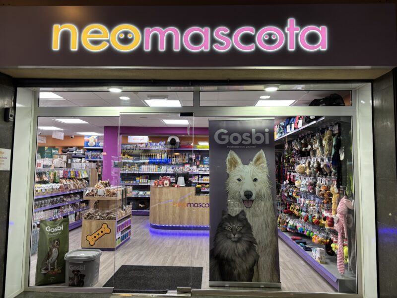 La Bustia Neomascota botiga Anselm Clave Olesa