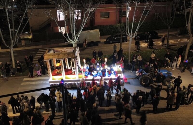 La Bustia cavalcada Reis Abrera 2026